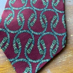 Metropolitan Museum of Art Tie Mens Silk Made in USA Necktie Red